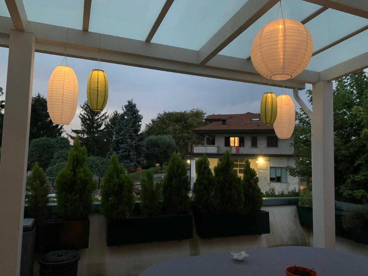 Near Como, Charming Apartment With Fireplace Грандате Екстериор снимка